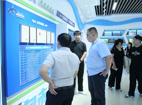 图示, 示意图
中度可信度描述已自动生成:ver1